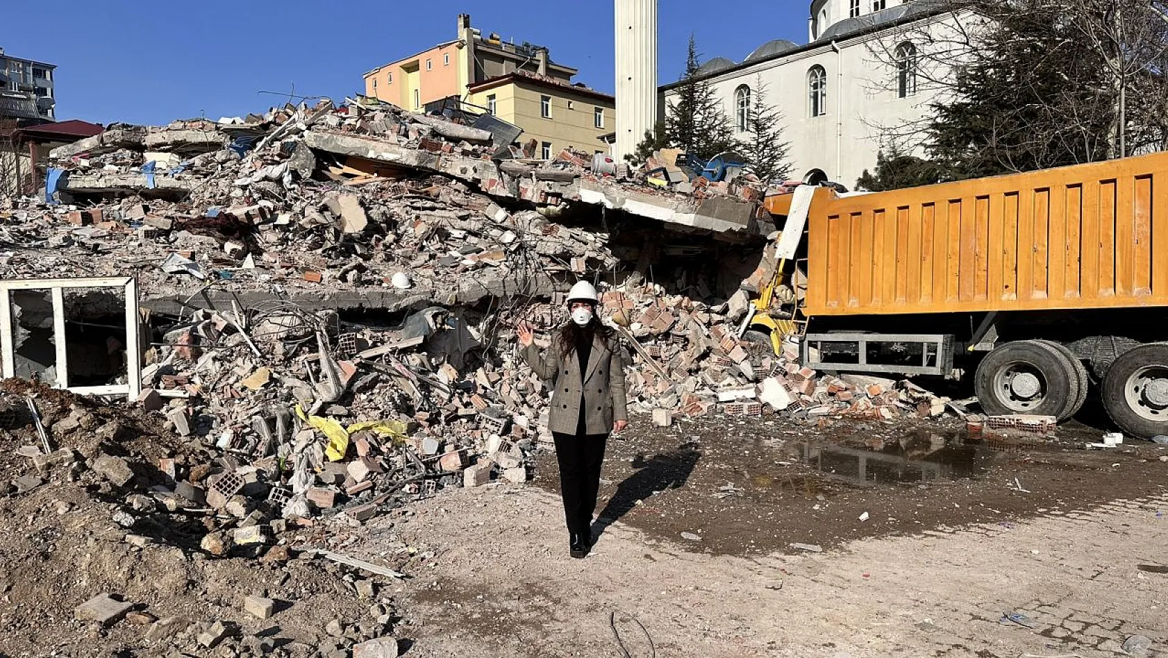 AK Partili eski vekilden Kayseri deprem çıkışı: Şehrin kerameti kendinden menkul şerifi ve saz arkadaşları…