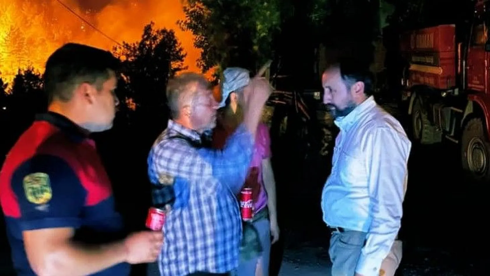 AK Partili vekil yangın bölgesinden paylaştı: Bu ateşi söndüreceğiz!