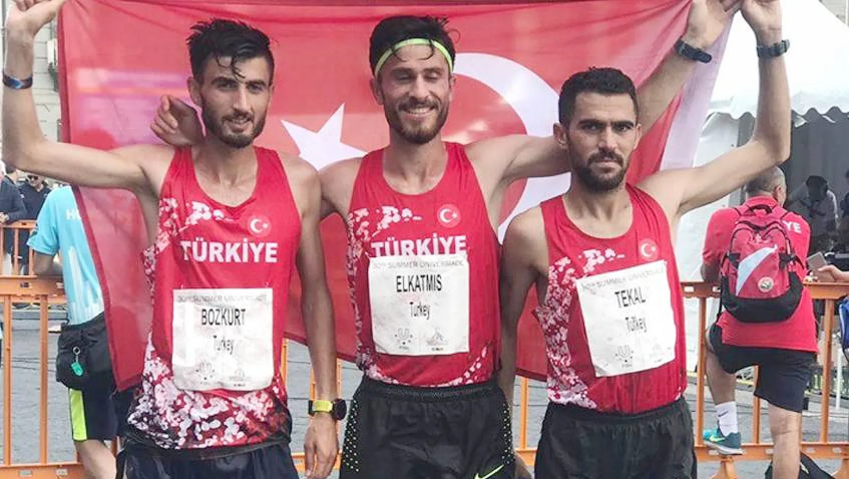 Atletizm Takımı İtalya'da Türk Bayrağını Dalgalandırdı