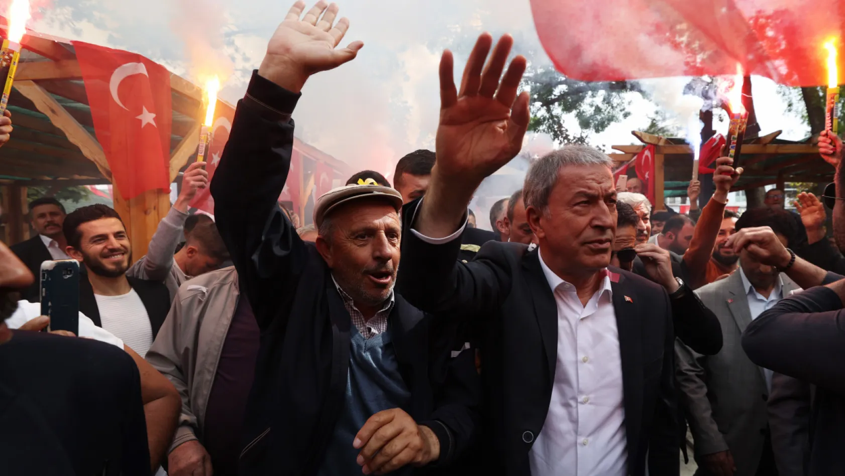 Bakan Akar: 'Biz teröristleri vurdukça ses Ankara'dan geliyor'