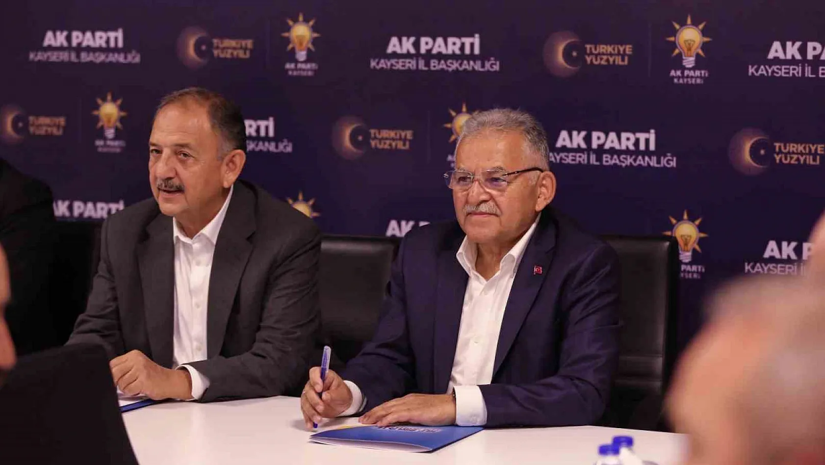Bakan Özhaseki Ve Başkan Büyükkılıç, AK Parti Kayseri İl Başkanlığı İstişare Toplantısı'na katıldı