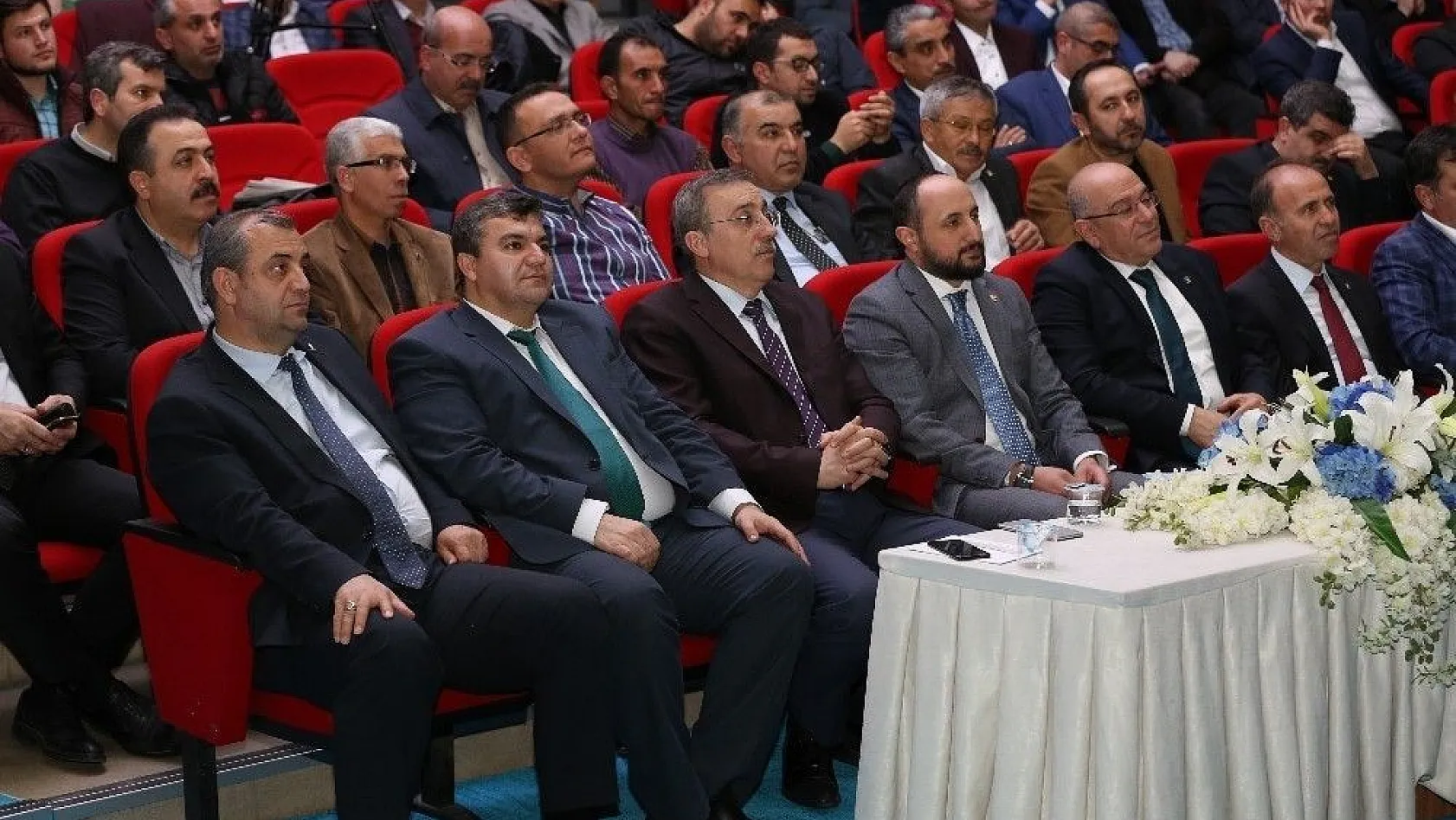 Başbakan Başdanışmanı Mustafa Şen:  'Milletimiz yaşanan olayları izleyince neden 'Evet' demeleri gerektiğini anlar'

