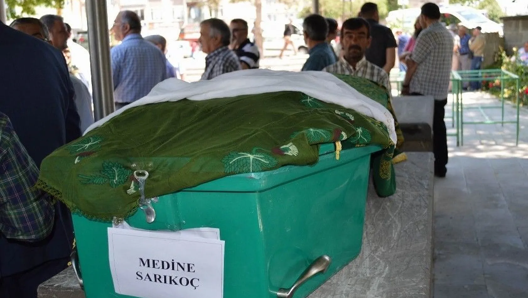 Başbakanlık Müşaviri İbrahim Sarıkoç'un annesi vefat etti