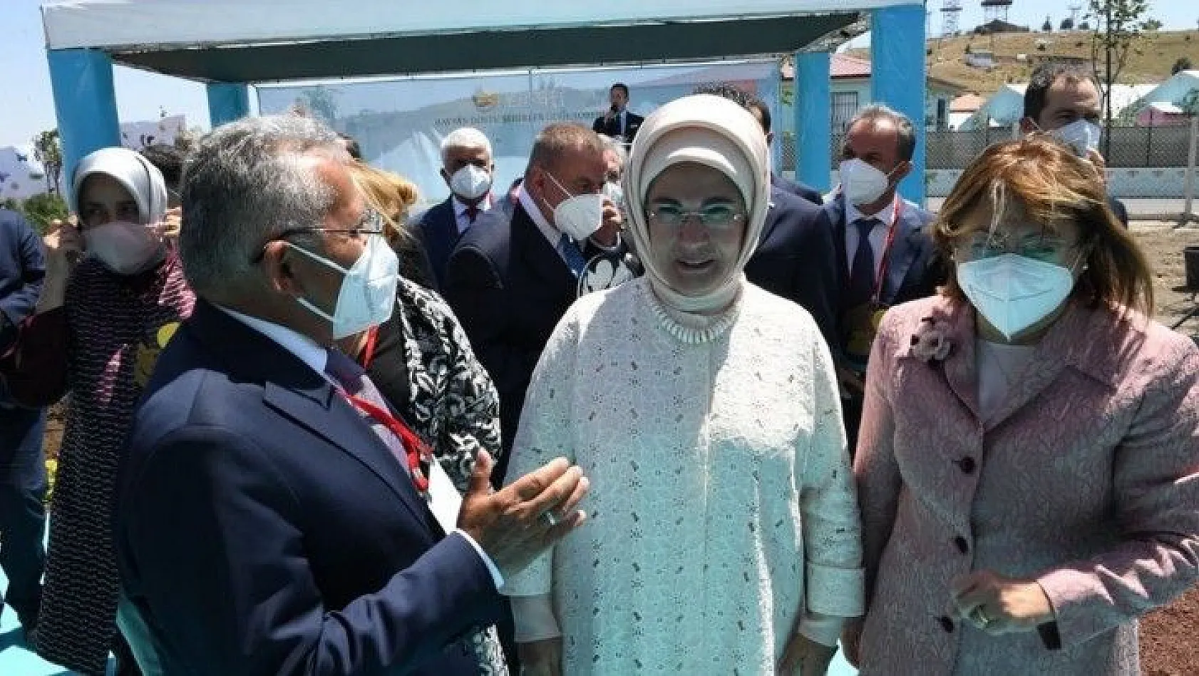 Büyükkılıç, Ankara'da Emine Erdoğan ve Bakan Pakdemirli ile görüştü