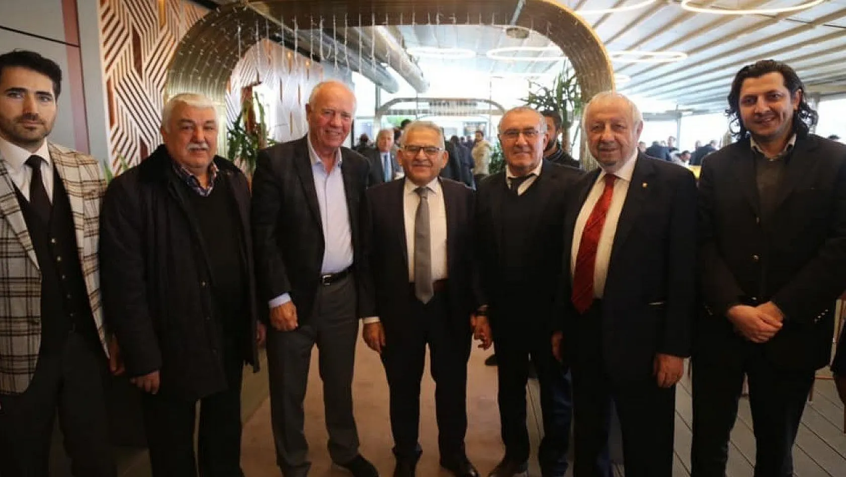 Başkan Büyükkılıç, İstanbul'da Kayserililerle Buluştu