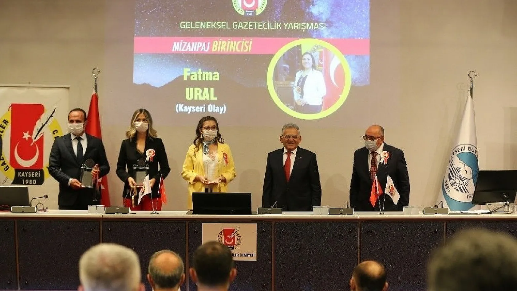 Başkan Büyükkılıç Kayseri Gazeteciler Cemiyeti ödül törenine katıldı