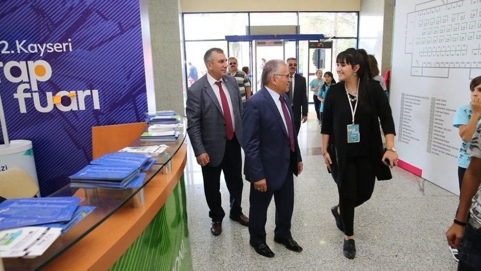 Başkan Büyükkılıç: 'Kitap Fuarı Kayseri'nin kültür ve sanat merkezi olduğunun göstergesidir'
