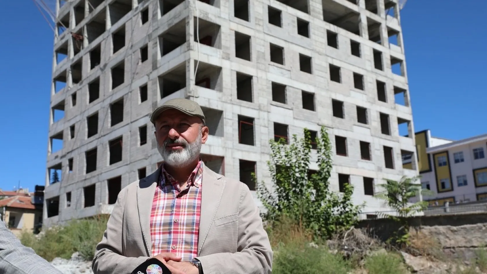 'Kentsel dönüşümü kendi imkanıyla yapan tek belediyeyiz'