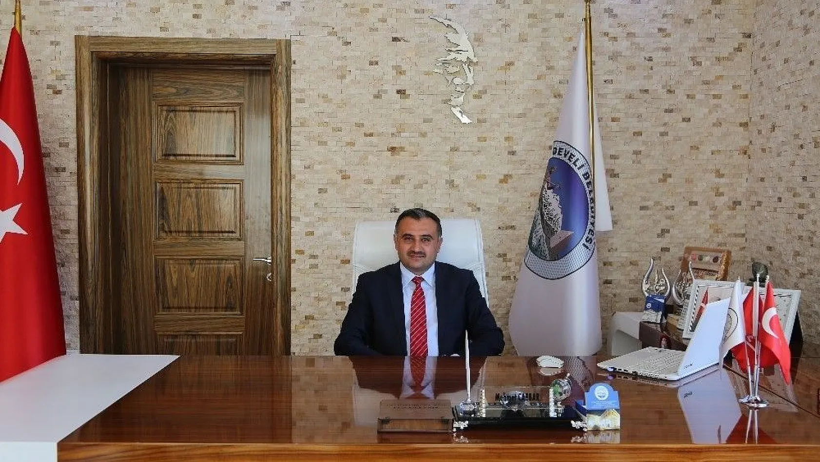 Başkan Mehmet Cabbar:'Kandilinin tüm insanlık için huzur iklimi yaşatmasını diliyorum'
