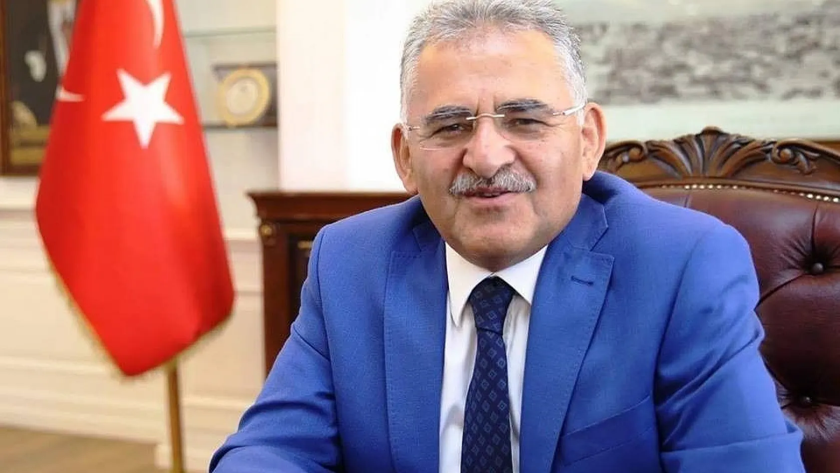 Başkan Memduh Büyükkılıç, Prof. Dr. Mustafa Başaran ile Prof. Dr. Günay Erpul'u tebrik etti