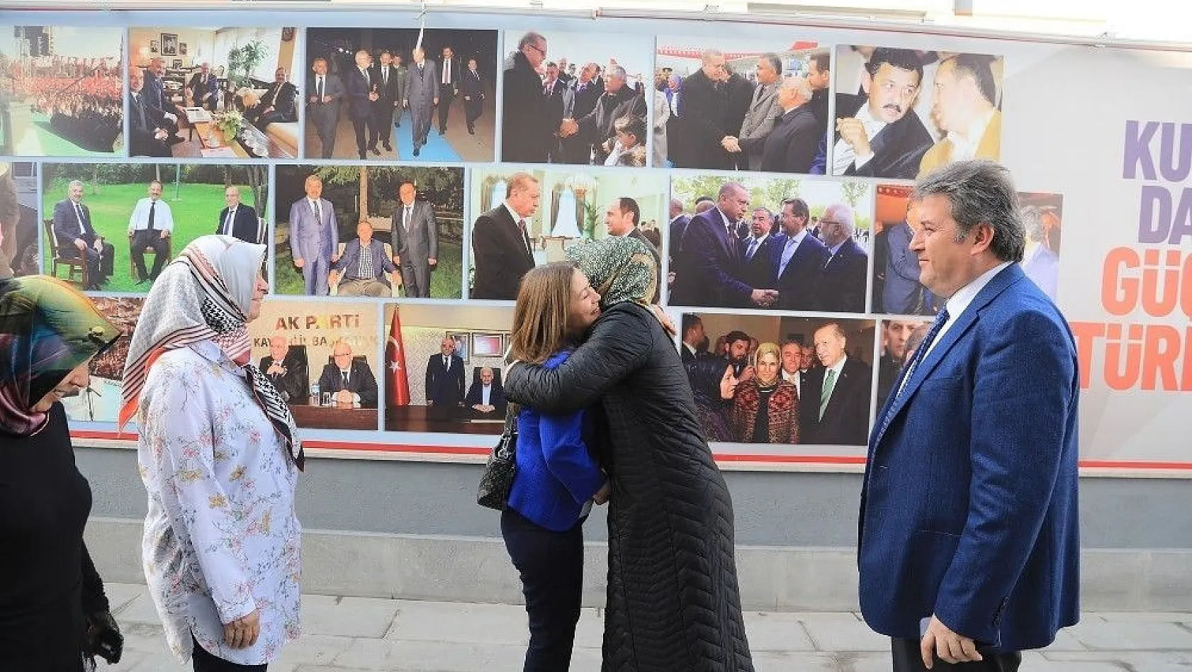 Başkan Palancıoğlu AK Parti Kadın Kolları Başkanı'nı ziyaret etti
