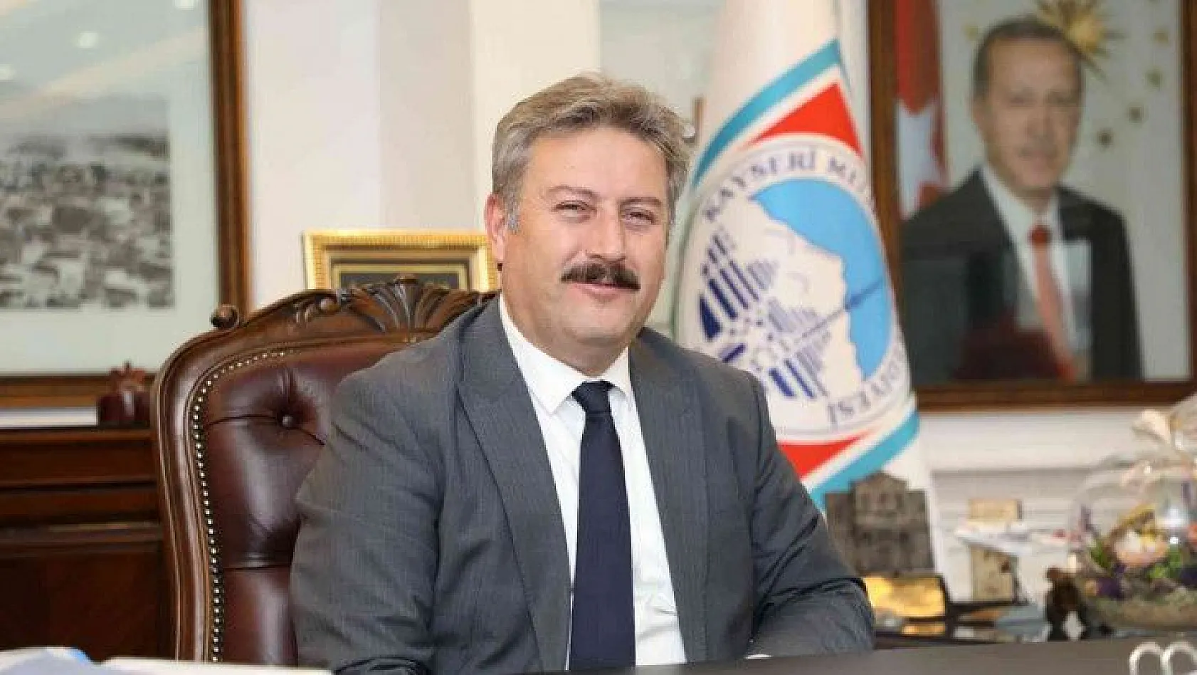 Başkan Palancıoğlu, Mehlika Kuzeh Yalçın'ı kutladı