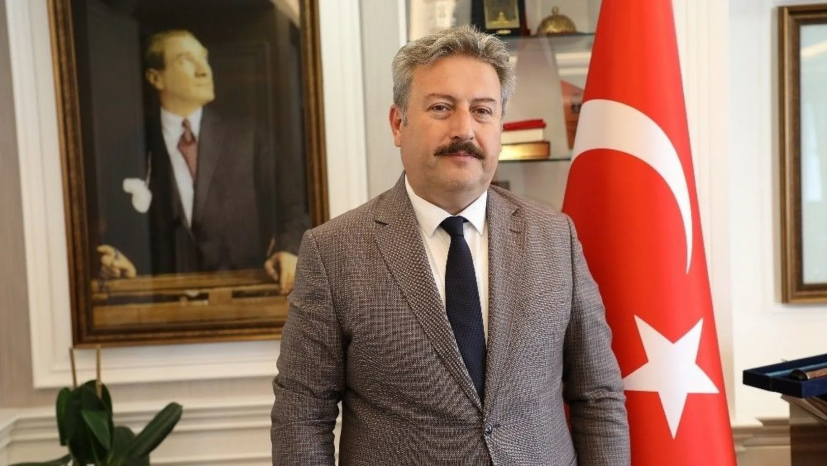 Başkan Palancıoğlu: 'Hayvan sevgisi mevsimlik olmamalı'