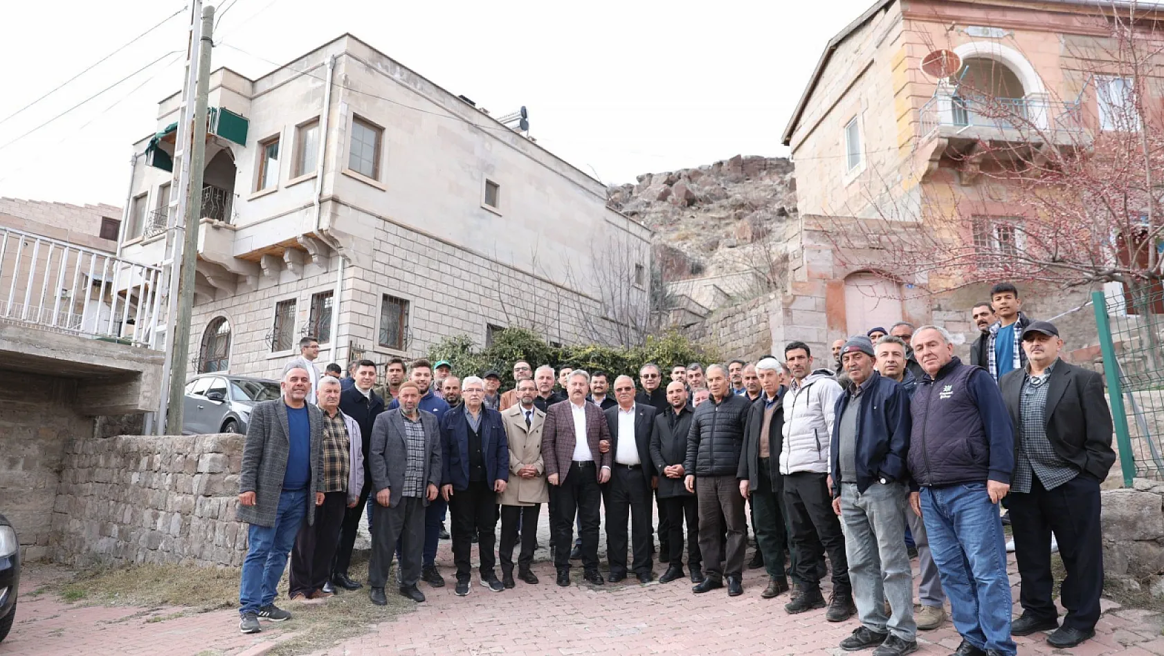 Başkan Palancıoğlu'ndan mahalle ziyareti