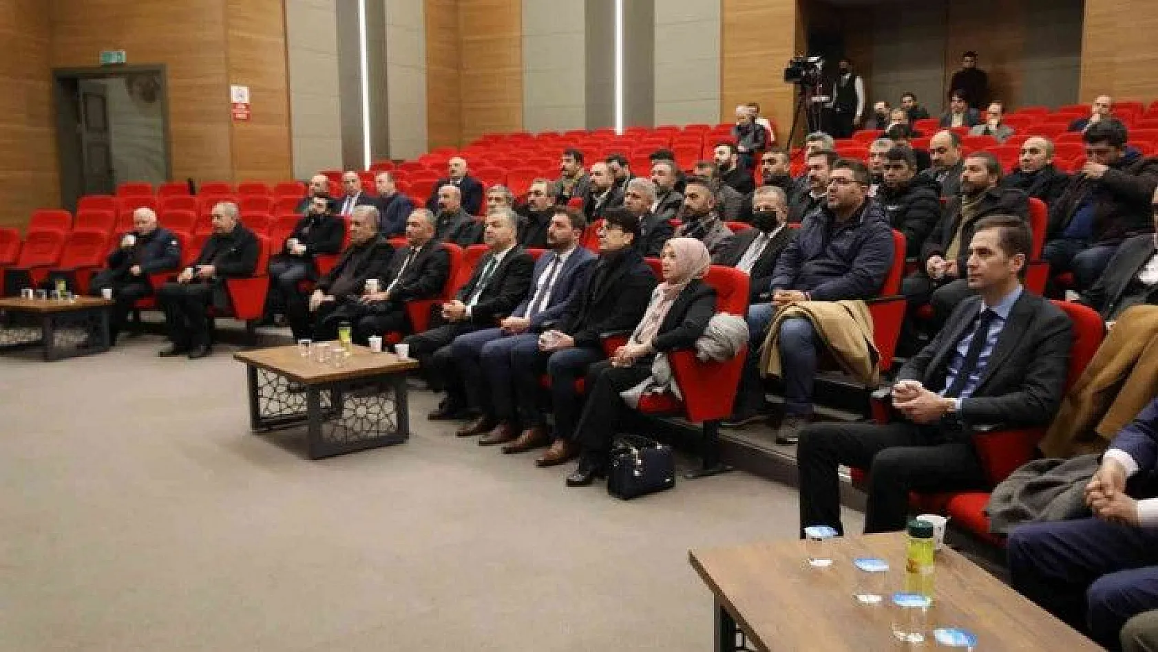 Palancıoğlu, MHP'lilere icraatlarını anlattı