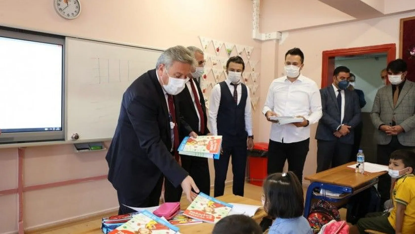 Başkan Palancıoğlu, öğrencilerin heyecanına ortak oldu