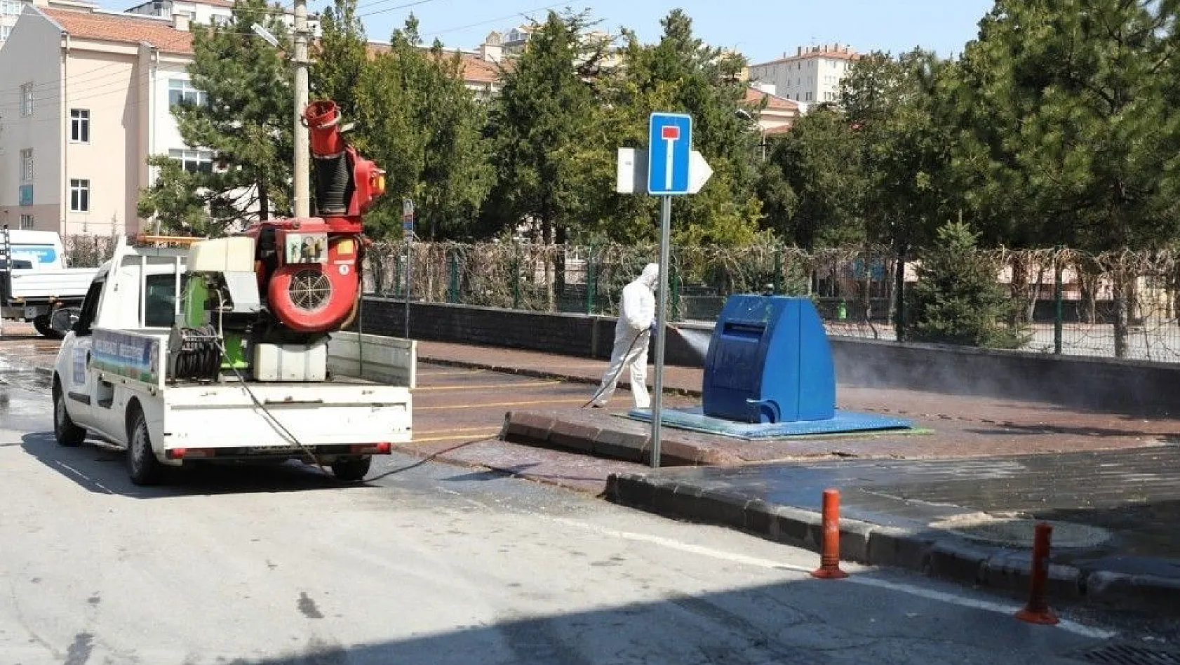 Başkan Palancıoğlu: Sıcak havalarda sulu çöp atmayalım