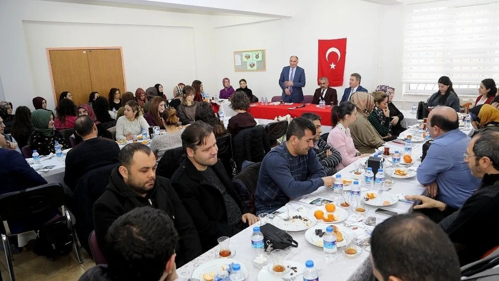 Başkan Palancıoğlu Talas'ın rehber öğretmenleriyle bir araya geldi
