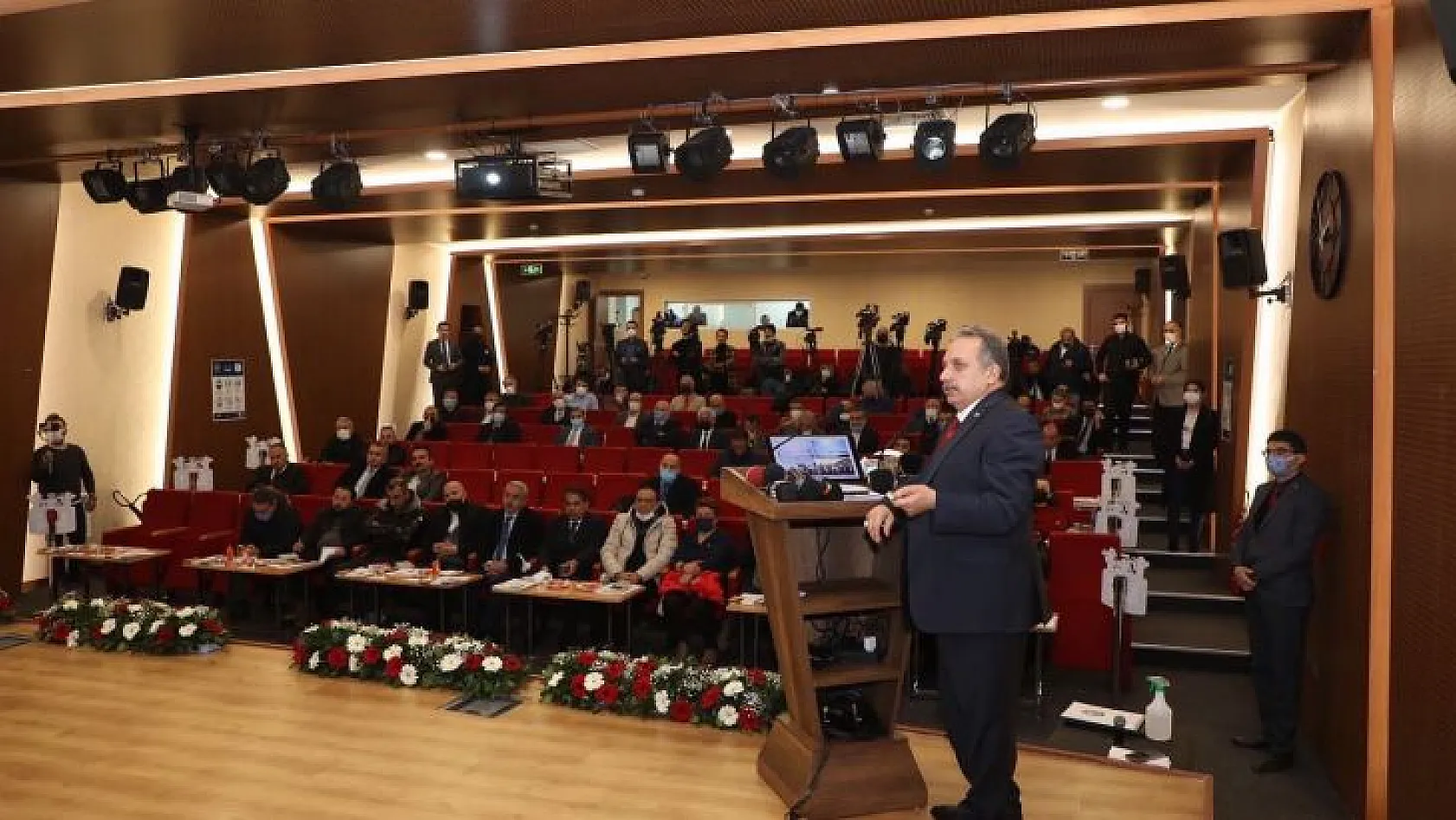 Başkan Yalçın: 'Terör örgütünün maddi kaynağı HDP'li belediyelerdir'