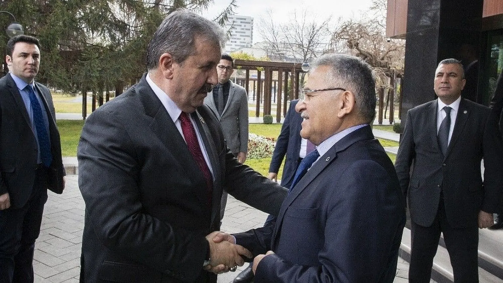 BBP Genel Başkanı Mustafa Destici, Başkan Memduh Büyükkılıç'ı ziyaret etti
