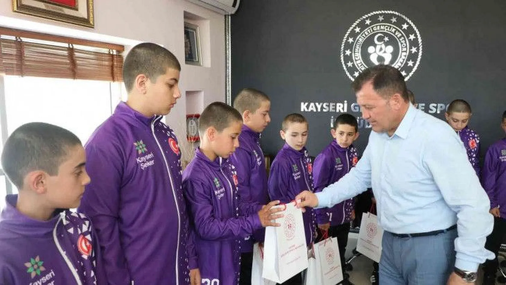 Bünyanlı Basketbolculardan Ali İhsan Kabakcı'ya ziyaret