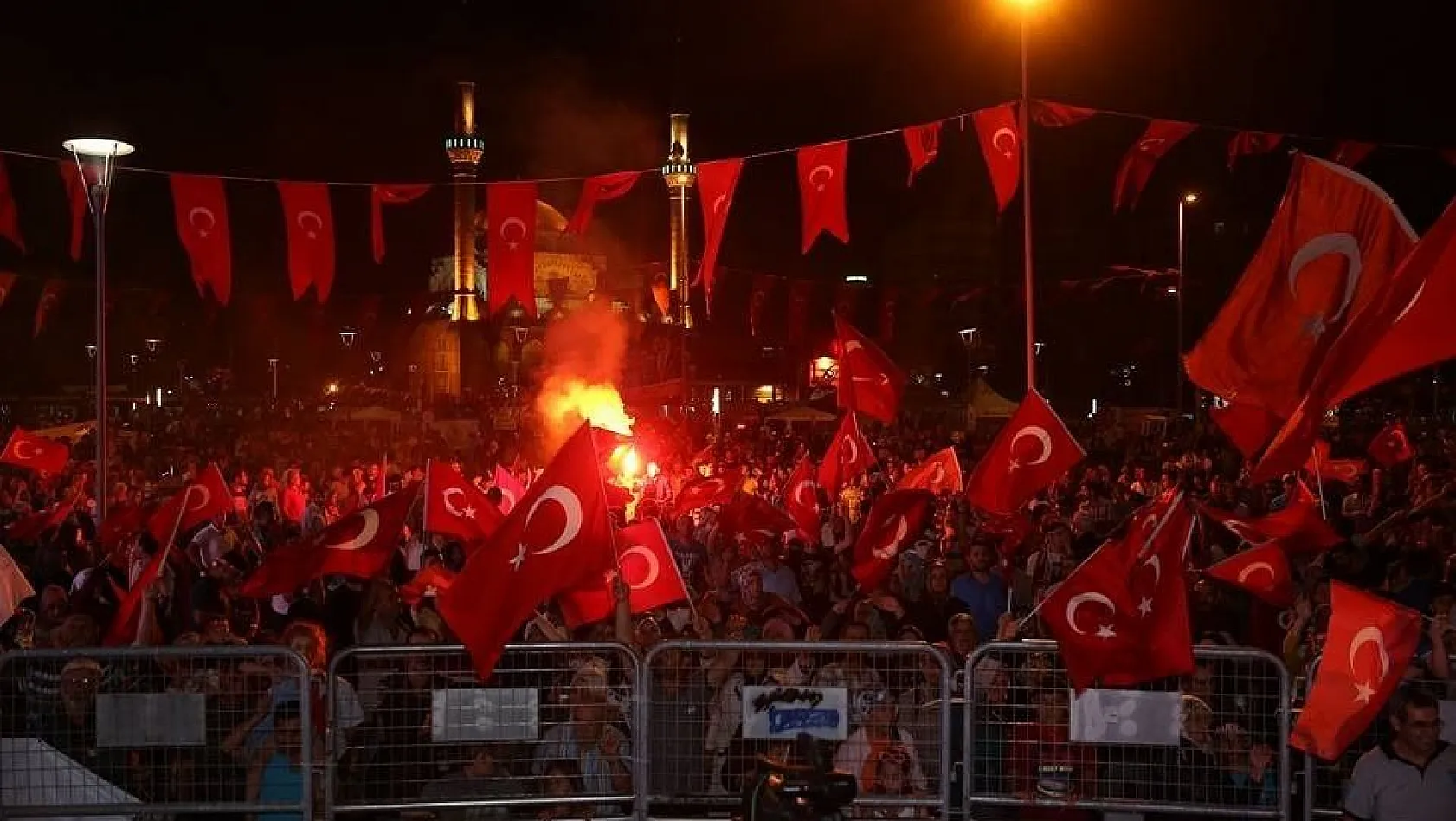 Büyükkılıç, '15 Temmuz Türk milletinin yeniden diriliş tarihidir'

