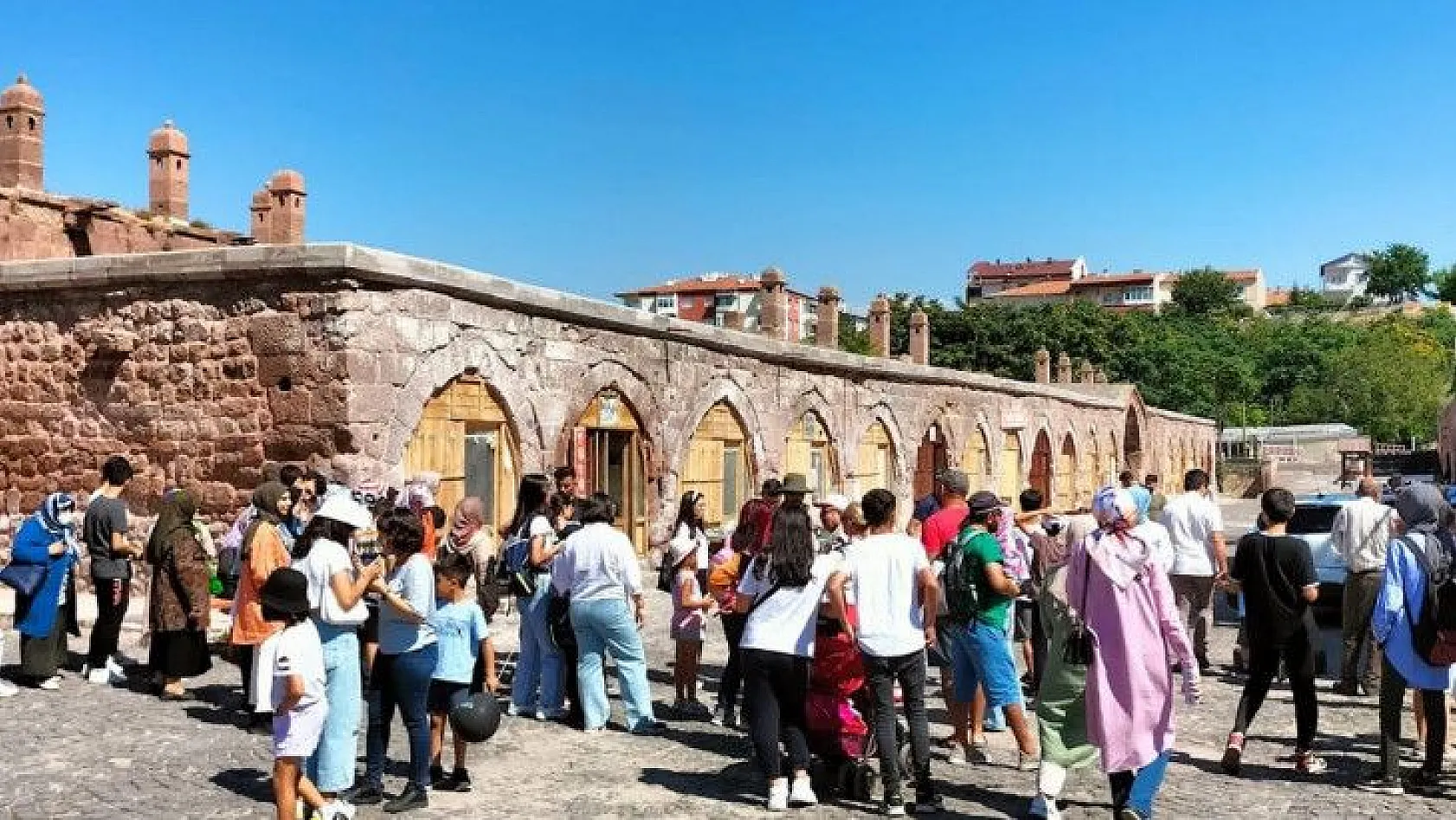 Büyükşehir gurbetçilere Kayseri'yi tanıtıyor