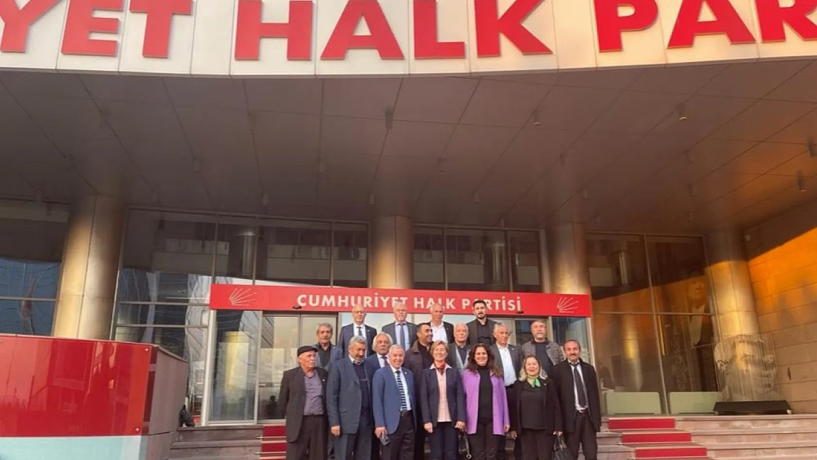 CHP eski il Başkanı Özer YDK kararını nasıl değerlendirdi?