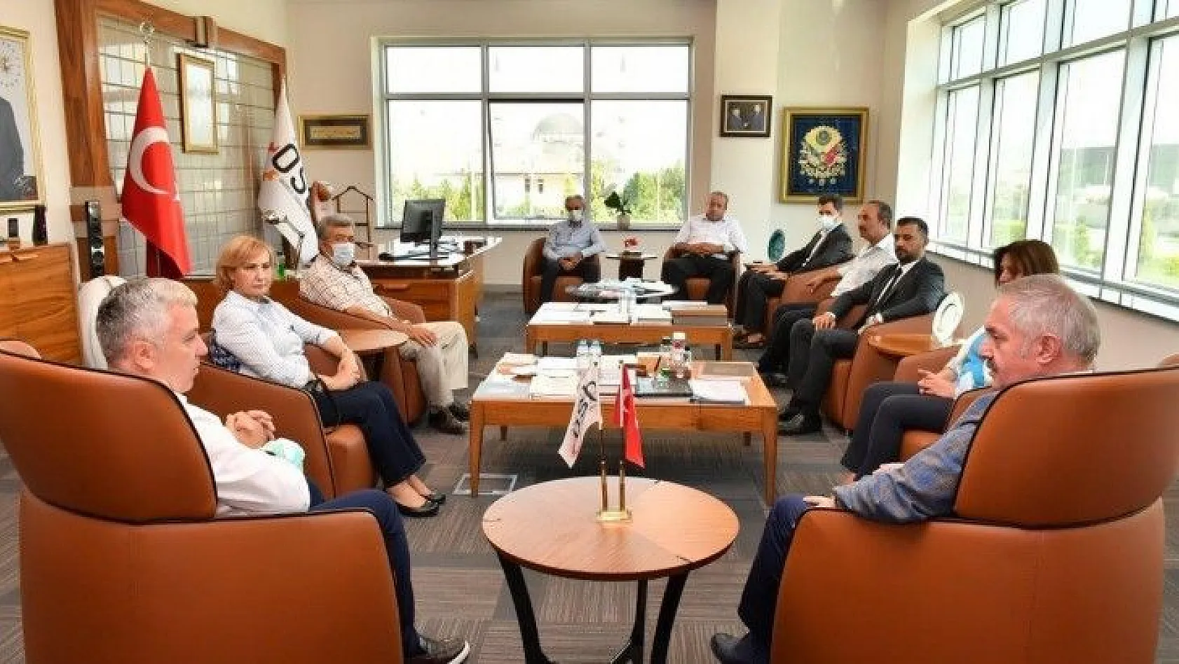CHP, Kayseri'de Ekonomi Masası kuruyor!