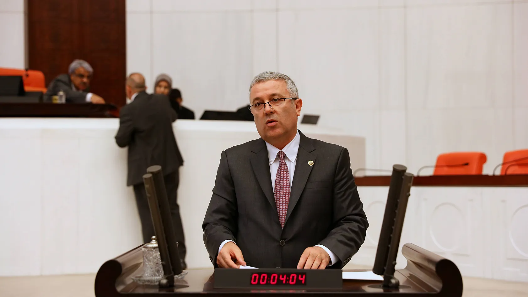 CHP Milletvekili Arık: Kim bu FETÖ borsası kuran avukat?