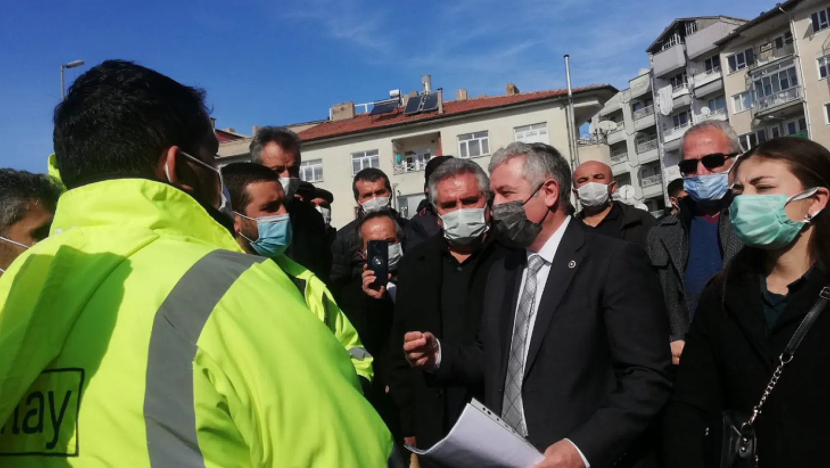 CHP Milletvekili Arık'tan, haklarını arayan maden işçilerine destek