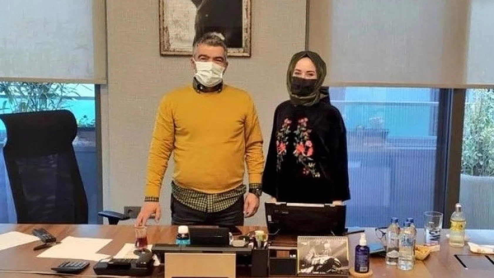 Çin'den aşı getiren şirketin avukatı 'AK Partili ismin kızı' çıktı!