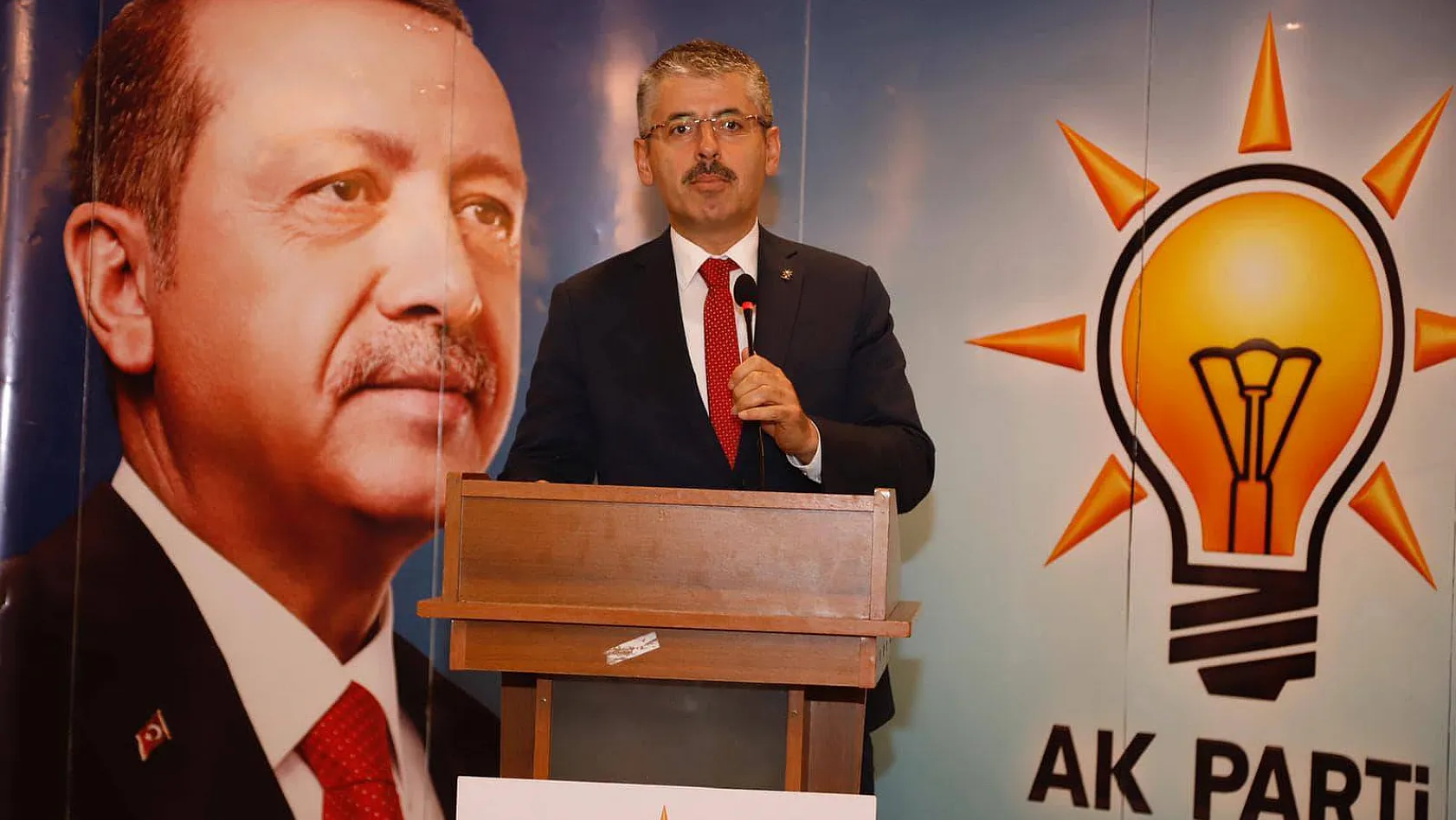 Çopuroğlu: AK Parti sayesinde karanlık günleri yaşatanlar yargılanmıştır