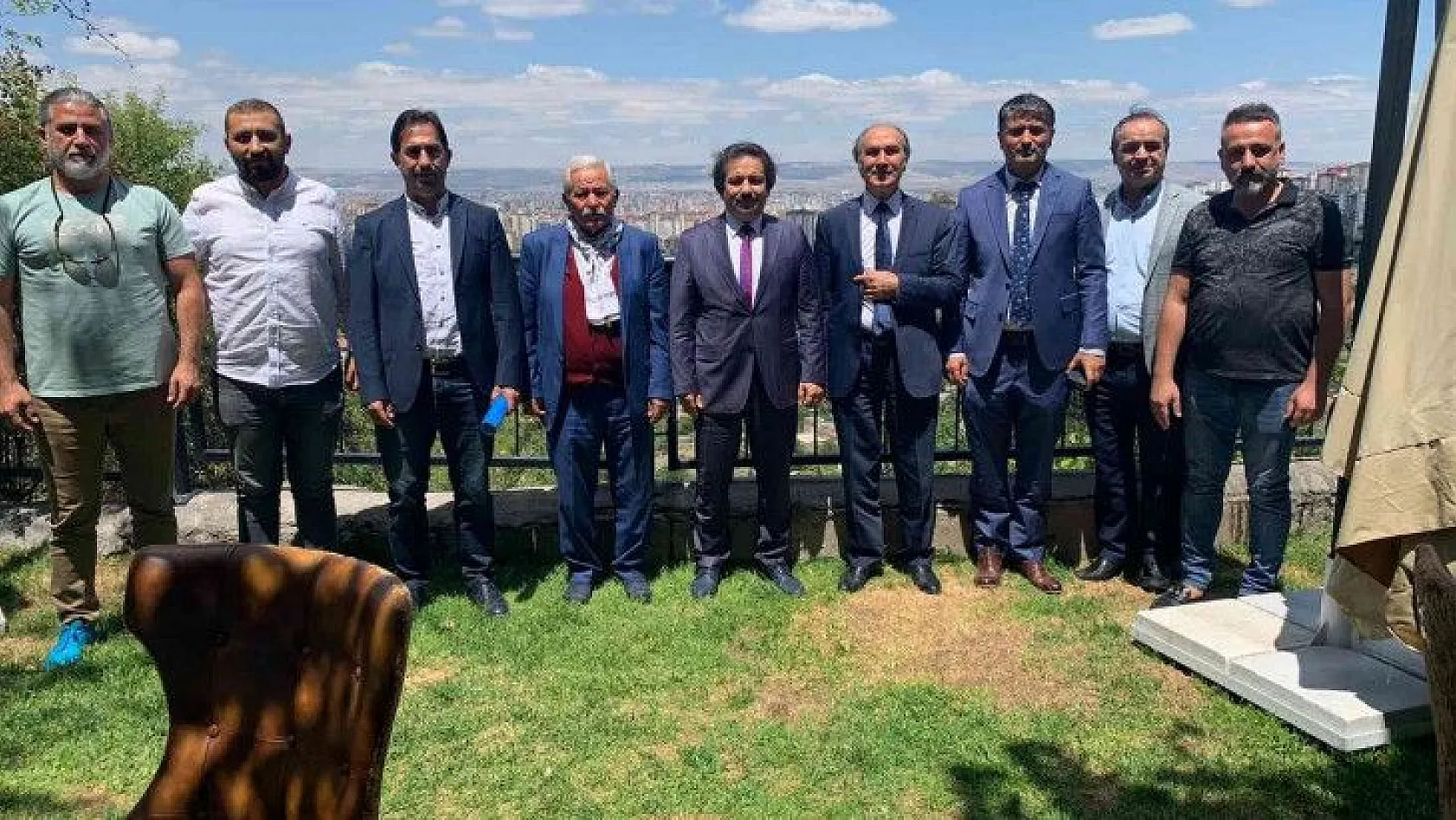 Cumhurbaşkanı Başdanışmanı, Kayseri'de gazete sahipleriyle buluştu