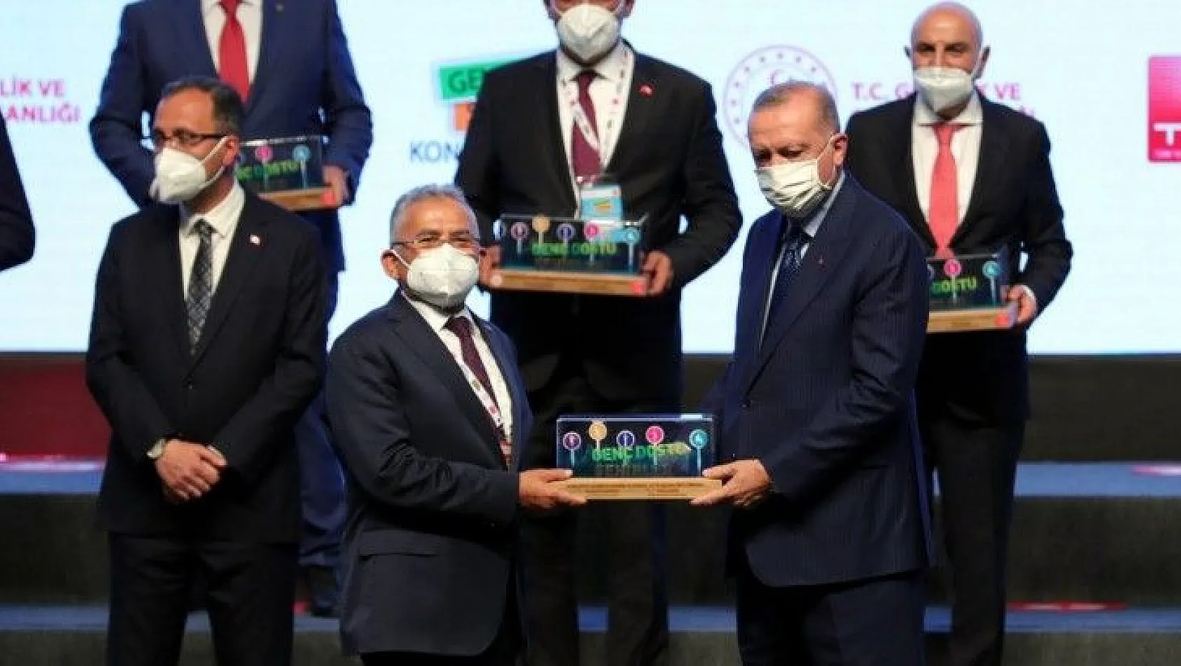 Erdoğan'dan Büyükşehir'e ödül