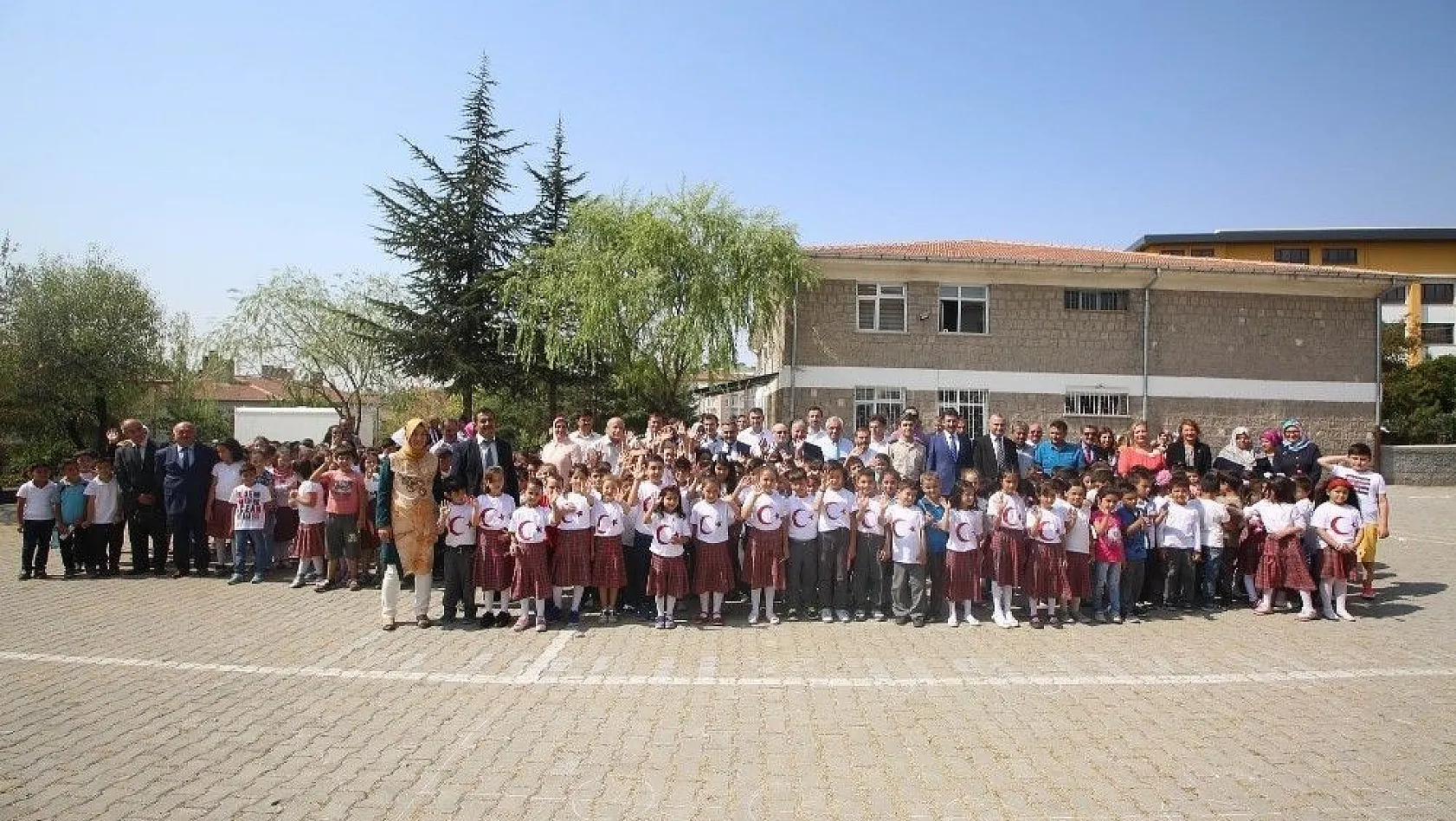 Develi'de İlköğretim Haftası kutlamalarla açıldı
