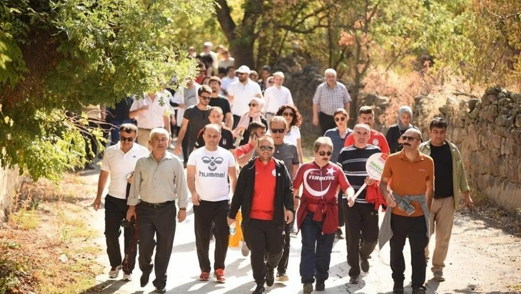 Dünya Yürüyüş Günü'nde binlerce adım
