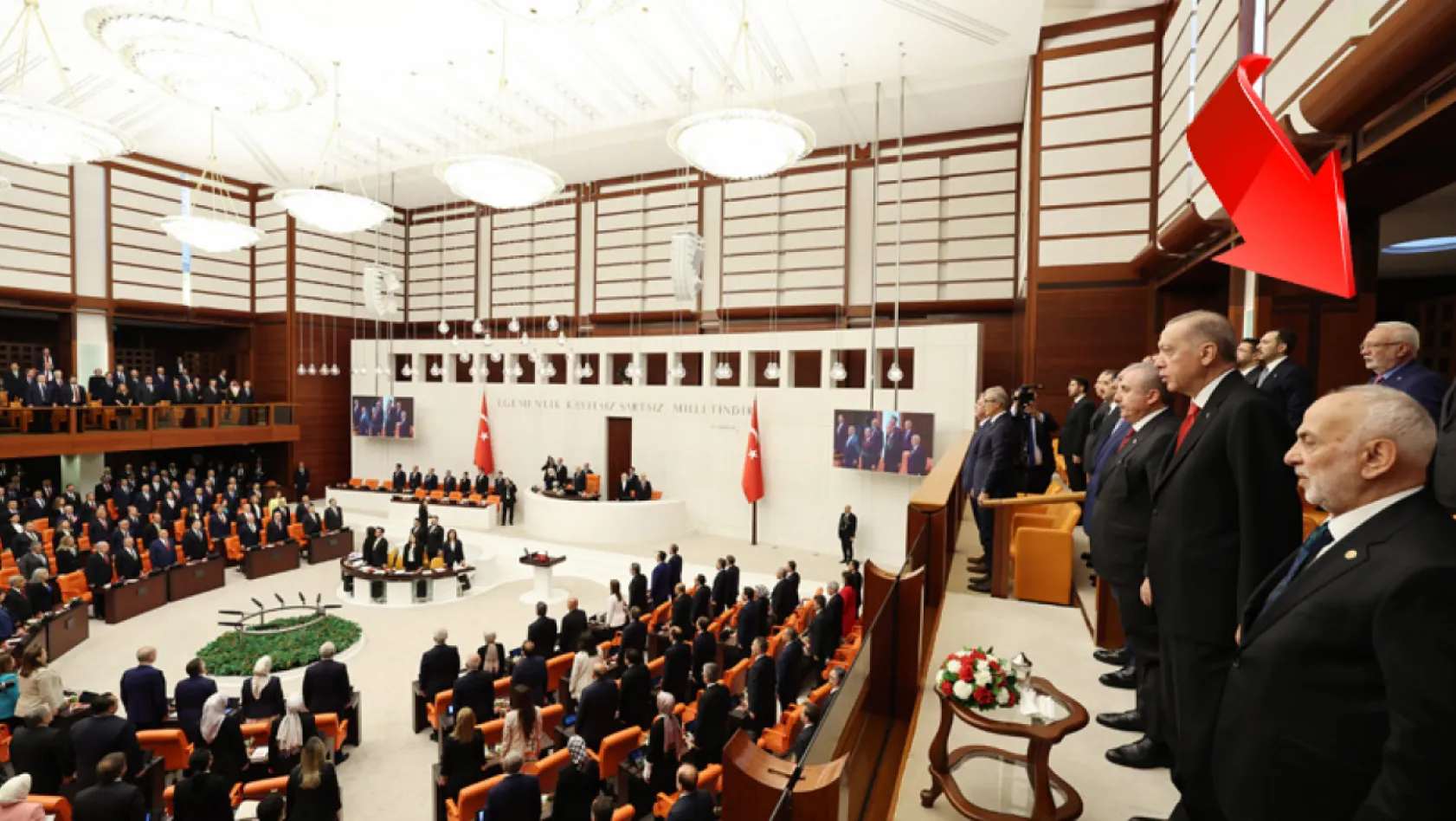 Elitaş, Meclis'te Erdoğan'ın arkasında görüldü! Yeni görevi ne olacak?