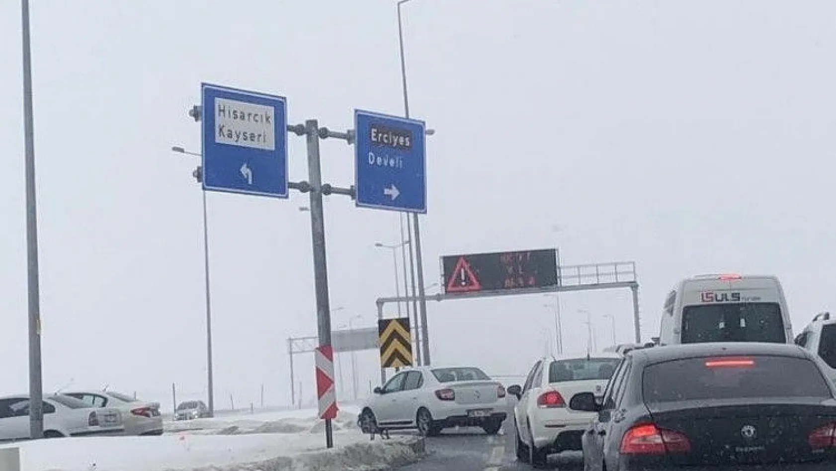 Erciyes Kayak Merkezi'nin yolu tipi nedeniyle ulaşıma kapatıldı