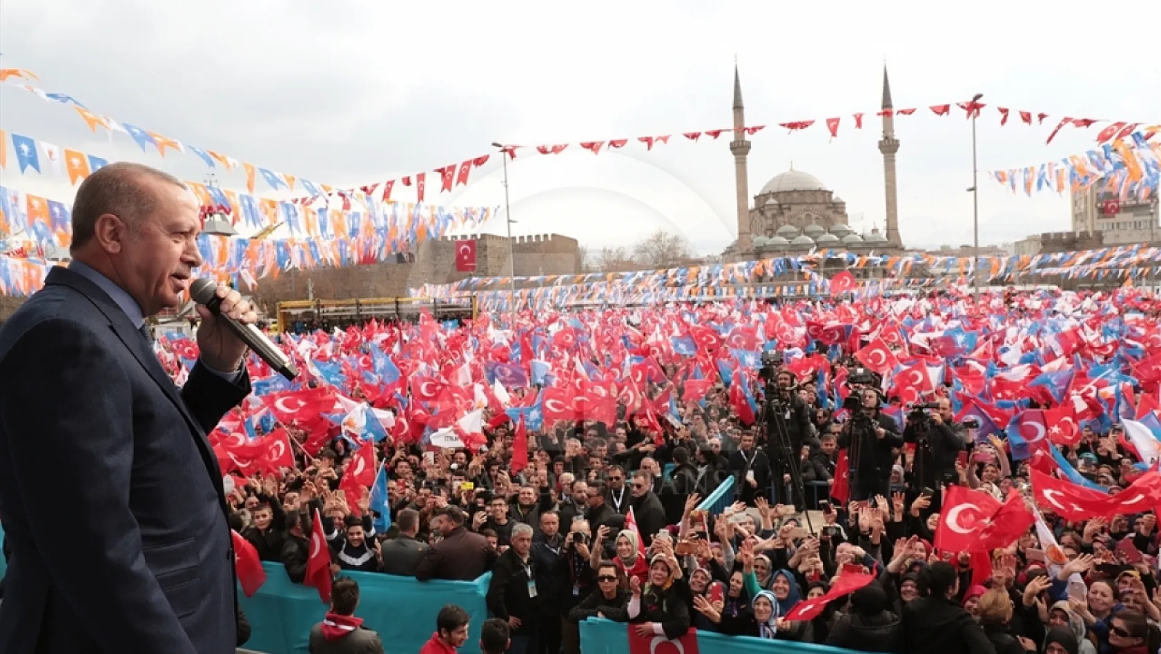 Erdoğan'ın mitingine katılanlara bakın ne dağıtılacak?