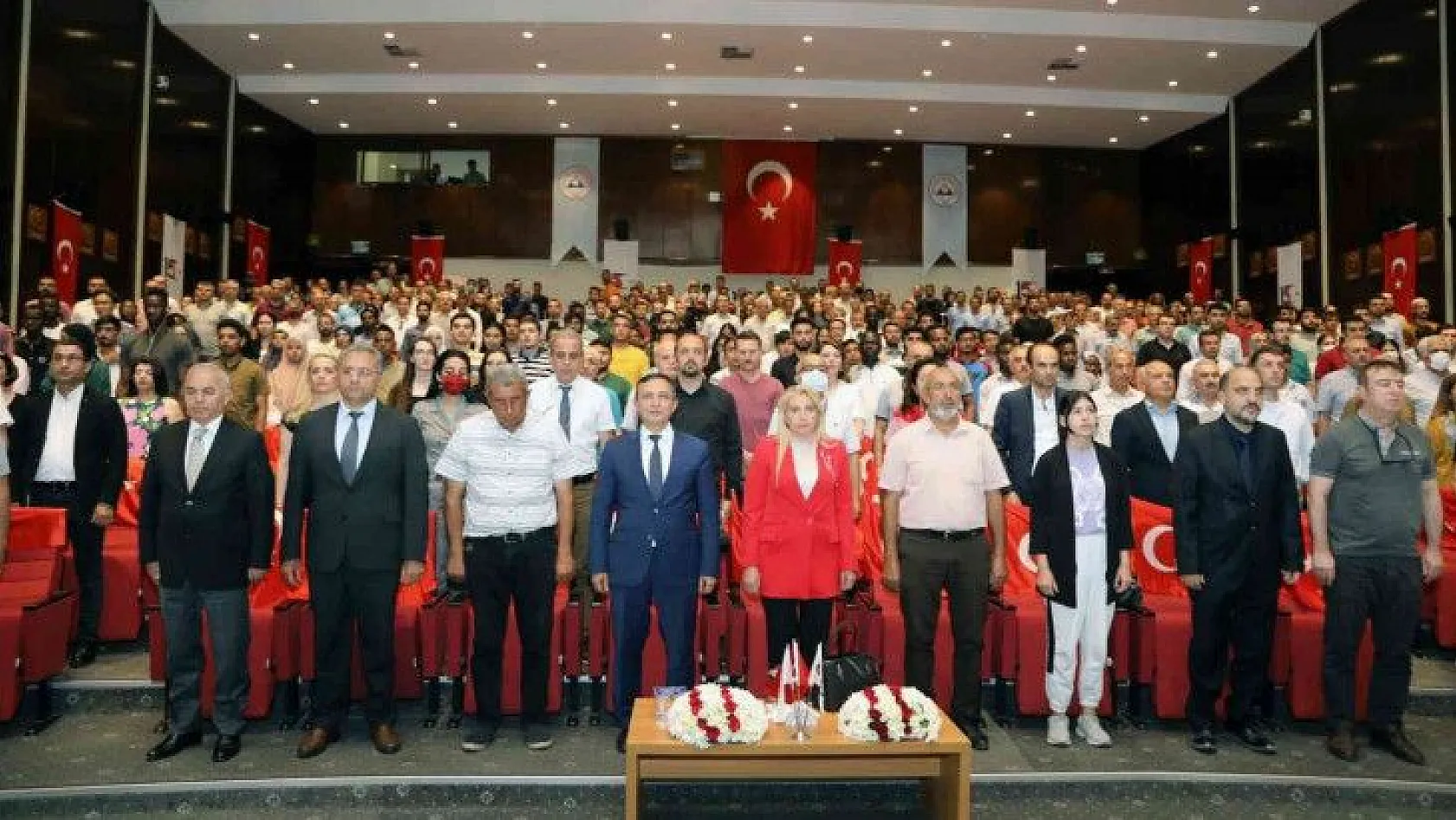 ERÜ'de '15 Temmuz Gecesi Sergilenen Milli Duruş' Konulu Konferans
