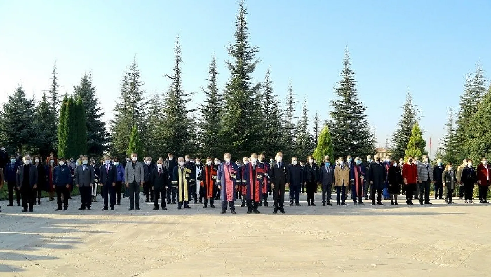 ERÜ'de 10 Kasım Atatürk'ü Anma Töreni Gerçekleştirildi
