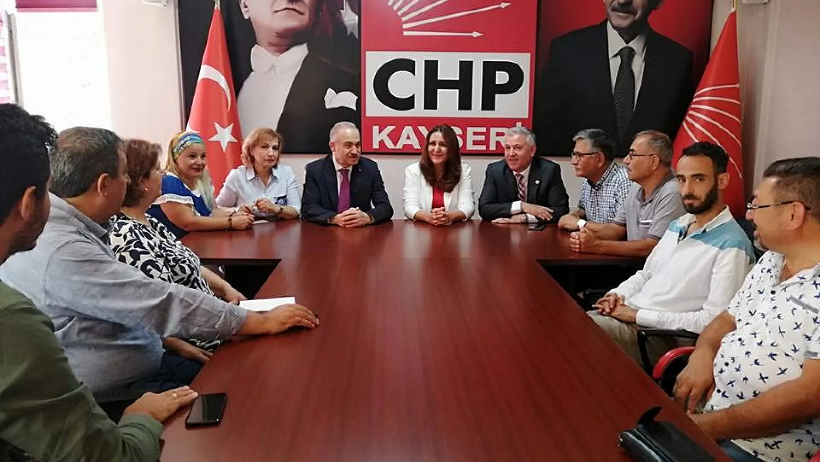 Eşi Gesili olan CHP Grup Başkanvekili Gök Kayseri'de
