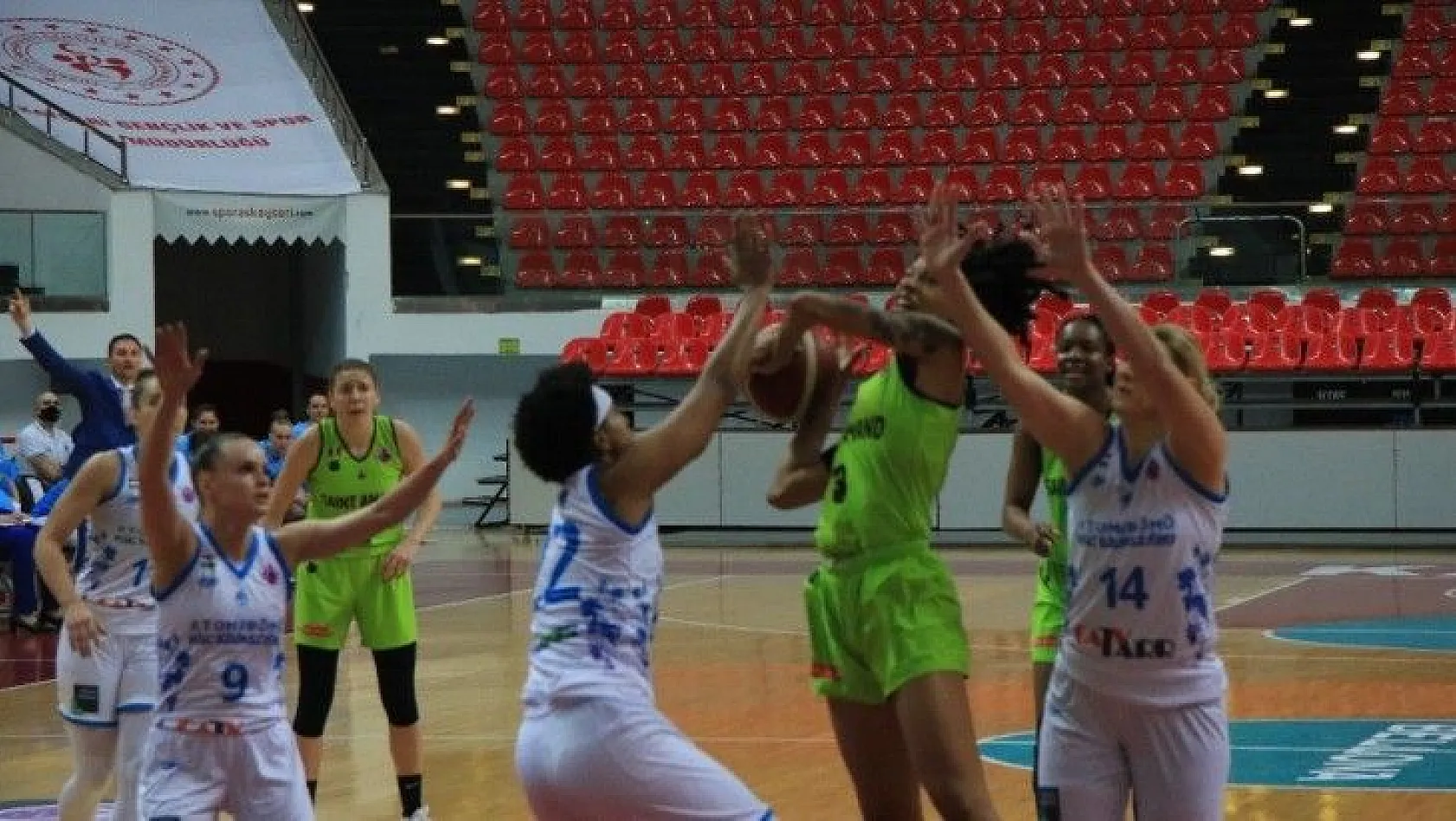 EuroCup Women: KSC Szekszard: 66 - Saint-Amand Hainaut Basket: 53
