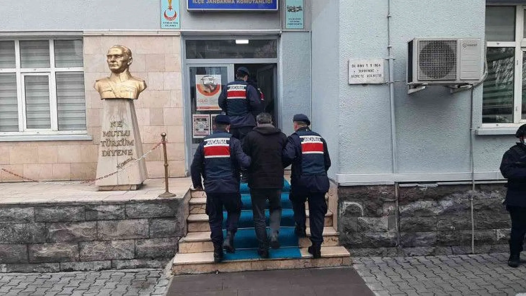 Kayseri'de FETÖ operasyonu: 2 kişi yakalandı!