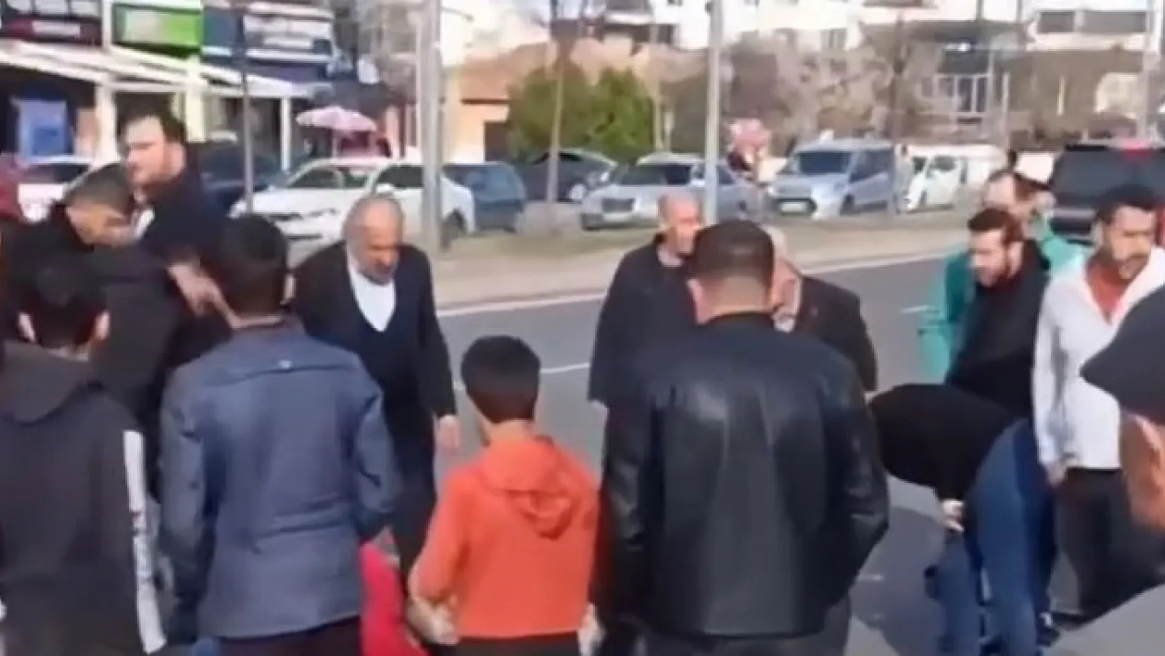 Flaş gelişme! Kayserispor'un Başkanı Ali Çamlı kaza yaptı