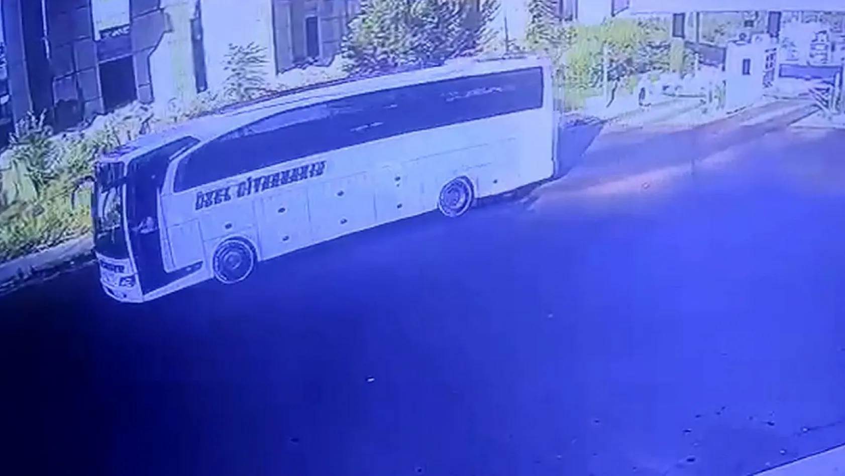 Gaziantep'te kaza yapan otobüsün otogardan çıkış anı kamerada