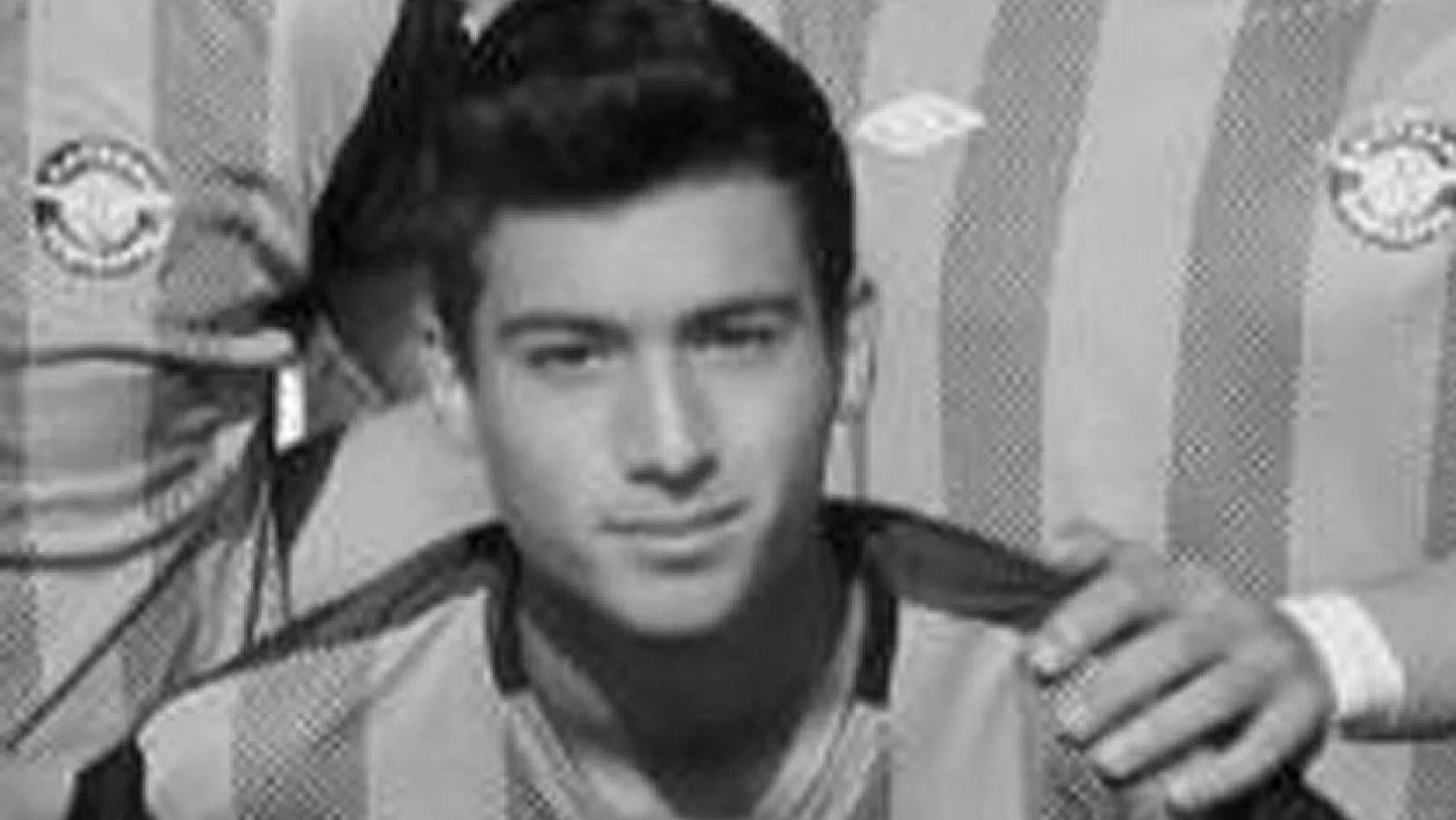 Kayseri'de genç futbolcu kansere yenik düştü