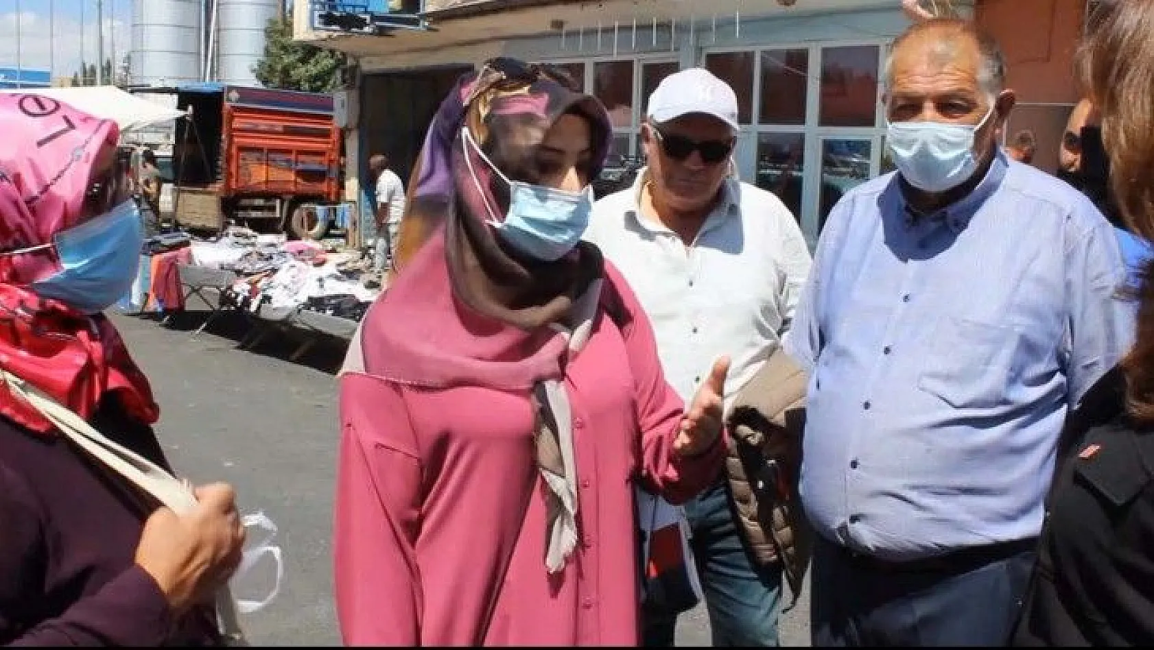 Gurbetçi Kadın CHP'ye dert yandı: Ben istediğimi alıyorum, ama çevremdekilere üzülüyorum!
