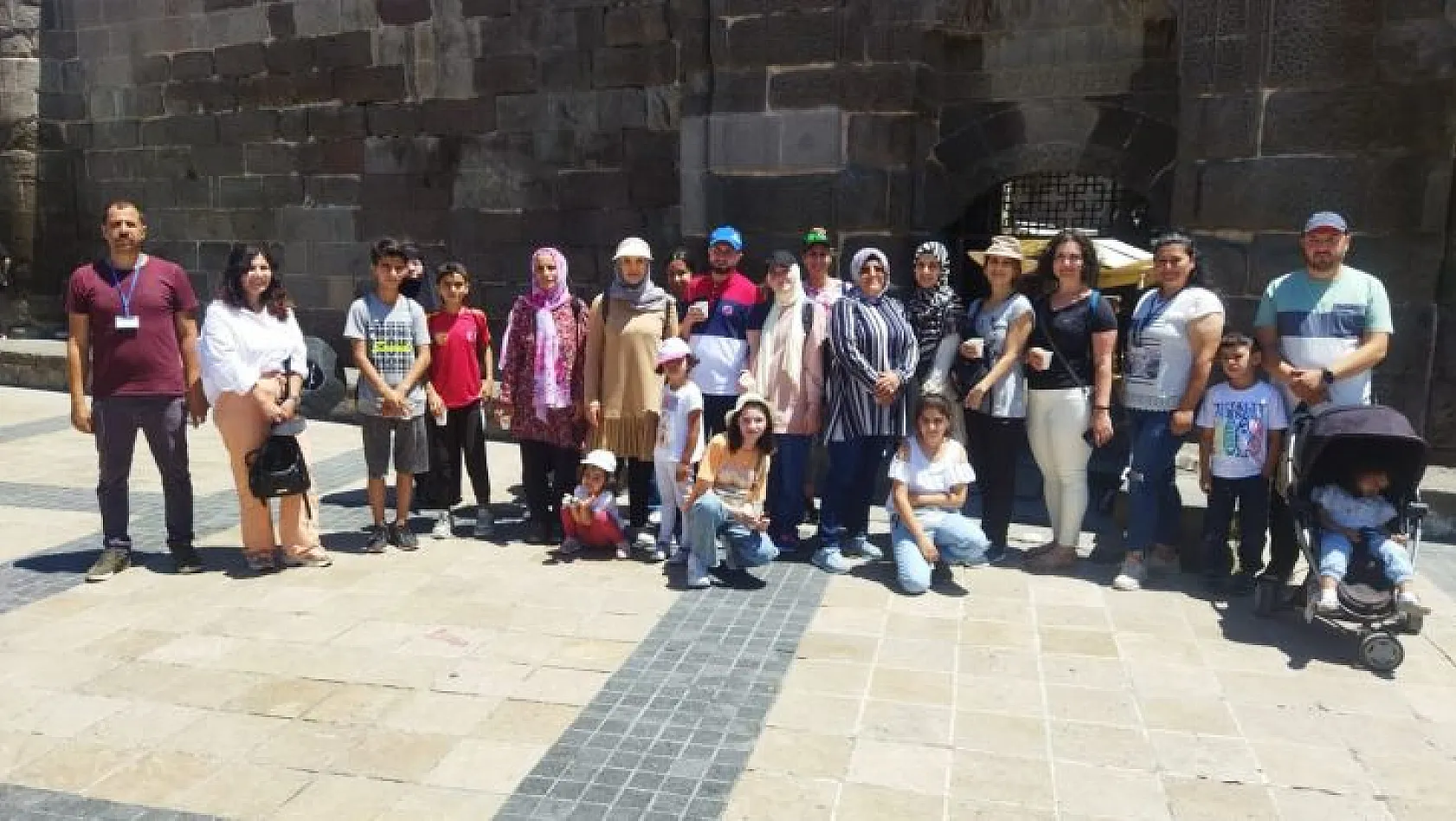 Gurbetçiler kültür turları ile Kayseri'yi keşfediyor